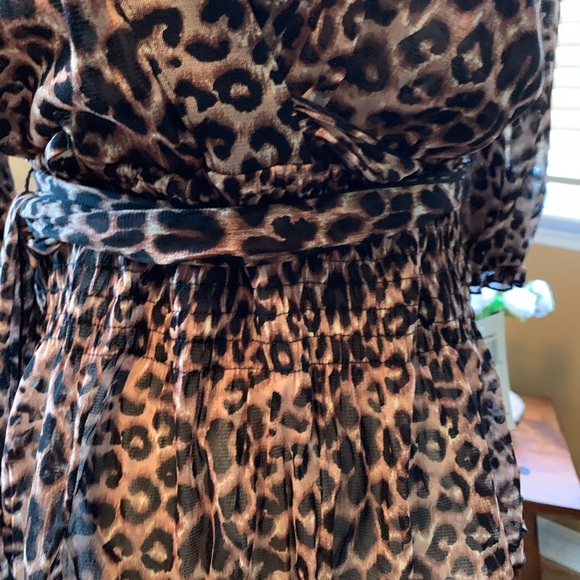 I.N.C. Leopard print blouse ( NWT) - Picture 3 of 14